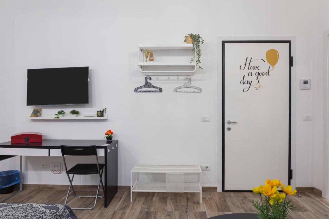 Lovely Flat - Orti 16 Milaan Buitenkant foto