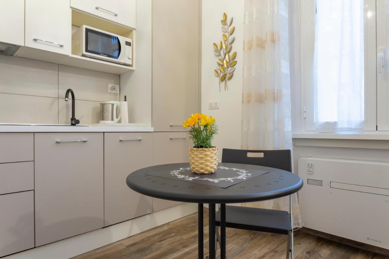 Lovely Flat - Orti 16 Milaan Buitenkant foto